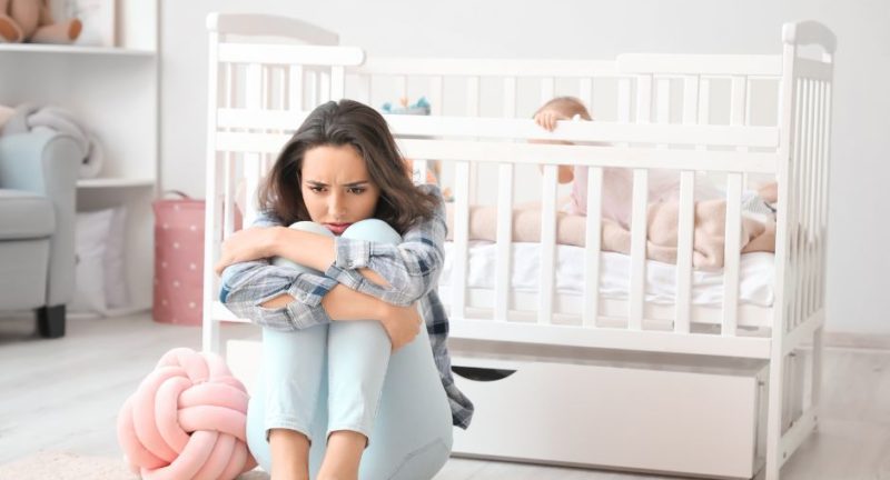 8 Early Warning Signs of Postpartum Depression